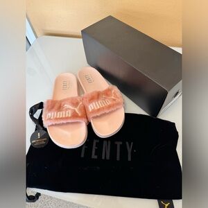 Puma Fenty Rihanna Fur Slides Size 9.5 women